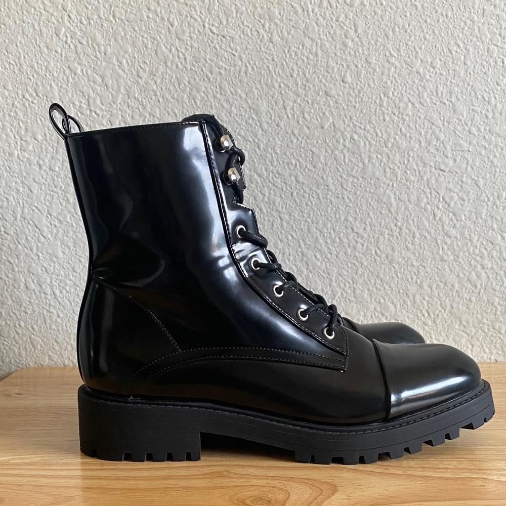 Wild Diva Black Lace-Up Women's Combat Boots